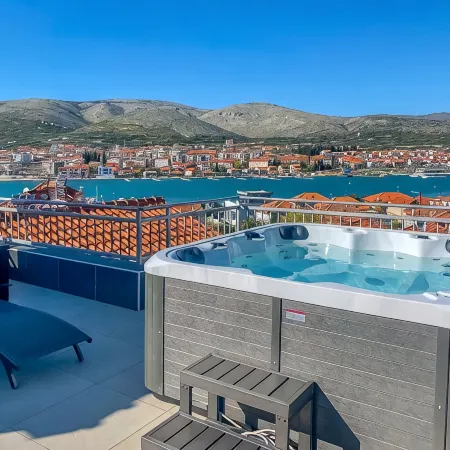 Apartments & Rooms Žaja