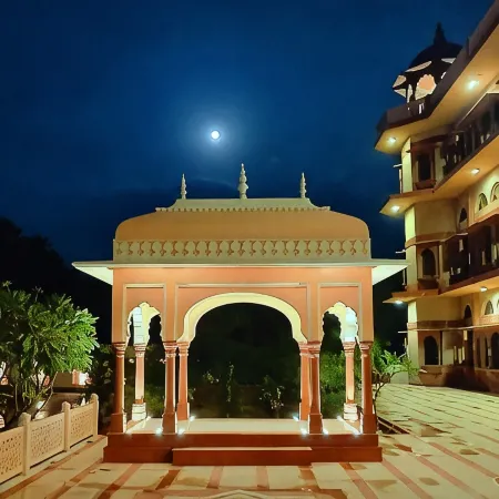 Umaid Palace - Luxury Resort Near Jaipur Close to Bhangarh & Chand Baori Stepwell Abhaneri