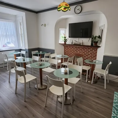 Gatwick Castle B&B