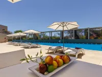 Quinto Centenario Hotel Hotels near Paseo Sobremonte