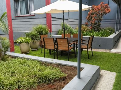 Blooming Suites