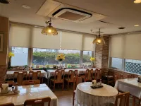 Business Hotel Goi Hills - servizio colazione