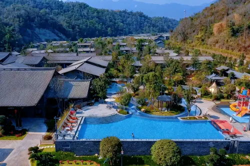南甸伴山温泉ホテル - 温泉