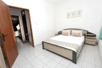 Villa ChavaMinerva Aries Ciater with Private Pool - balcony