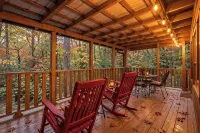 Dog-Friendly Cabin in Appalachian Mountains! -Near at, Firepit, with Hot Tub! - Feriehus