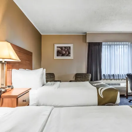 Quality Inn Austintown-Youngstown West