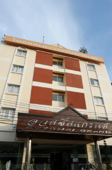 Auychai Grand Hotel Außen Photos