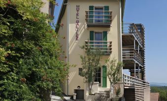 Hotel Galilee