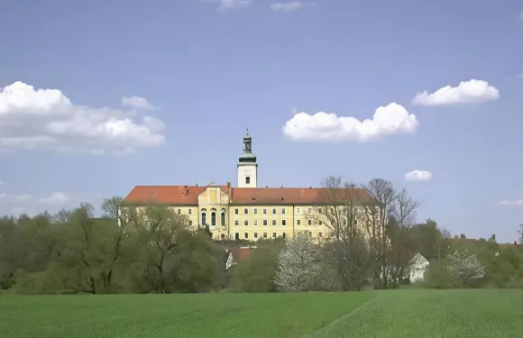 卡斯特霍夫福卡爾酒店