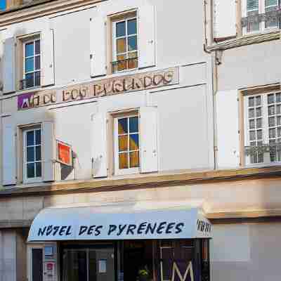 Hôtel des Pyrénées Hotel Exterior