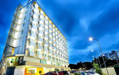 House and Home Residence Hotel in zona Wat Nong Pa Khrang