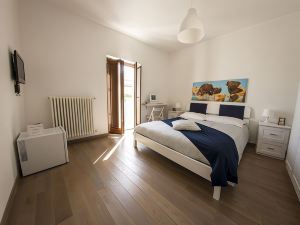 Tra le mura - Bed & breakfast