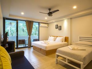 Good Dream Hotel (Khun Ying House)