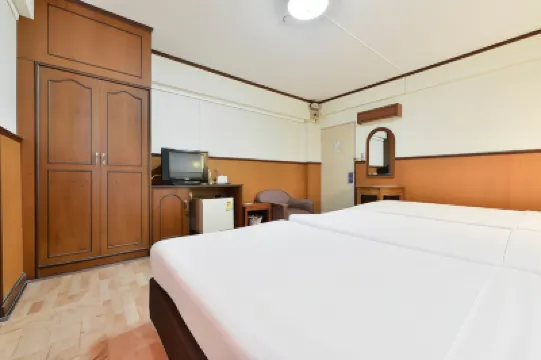 Nice Palace Hotel Hotels near Chatuchak Weekend Market