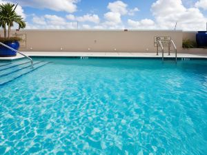 The Banyan Hotel Fort Myers, Tapestry Collection by Hilton