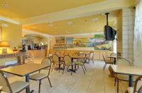 La Quinta Inn & Suites by Wyndham Los Banos