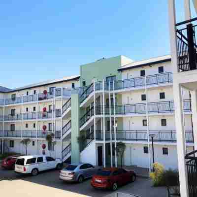 Mint Express Sandton View Hotel Exterior