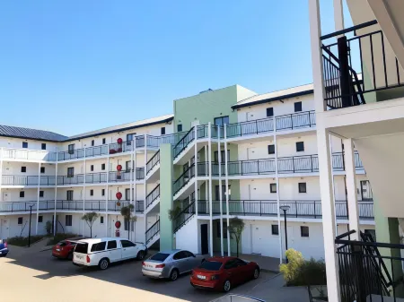 Mint Express Sandton View Отели в г. Сэндтон