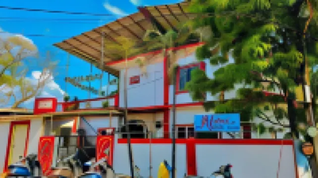 Mitra Hostel (by the Pool) 住宿飯店