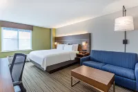 Holiday Inn Express & Suites Scottsburg