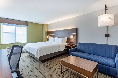 Holiday Inn Express & Suites Scottsburg