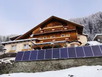 Apartment in Hippach with Mountain Views Hotels in der Nähe von Pfarrkirche Hippach