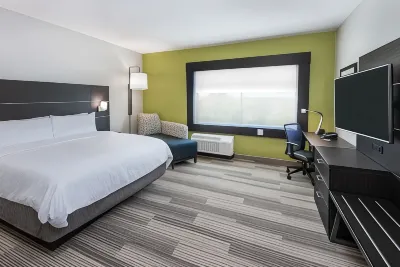 Holiday Inn Express & Suites Bryan - College Station