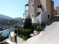 Erivolos Studios & Apartments