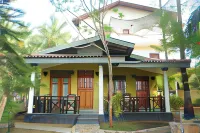 Traveller's Home Hotel