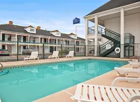 Baymont by Wyndham Sanford Hotels in Sanford
