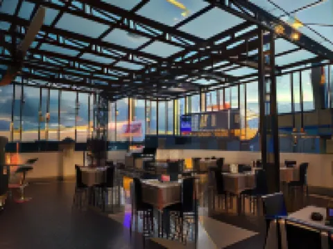Hotel Harmony in & Karaoke