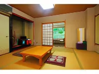 Yorozuya Ryokan and Restaurant Hotels in Tanabe