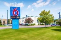 Motel 6 Joliet, IL - Chicago - I-55 Hotels in Plainfield