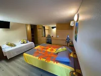 Bora Bora Holiday's Lodge Hotels in Anau