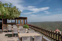 Earino Hotels in Agios Myronas