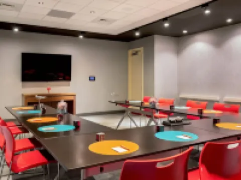 Aloft Alpharetta Hotels in Alpharetta