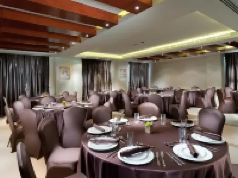 Al Hail Waves Hotel Managed by Centara Hotels in Seeb