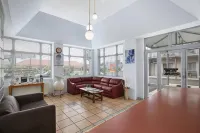 New England Motor Inn - Bãi đậu xe