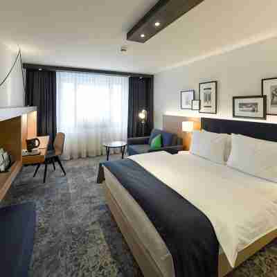 Holiday Inn Stuttgart Rooms