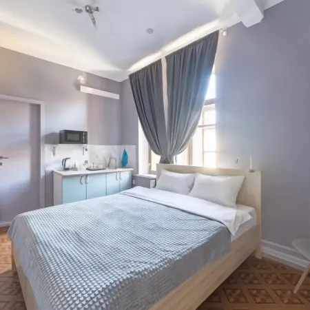 Номера на Япеева Отели рядом с достопримечательностью «Благовещенский собор»