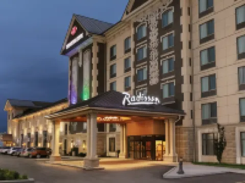 Radisson Toronto Airport West Hotels near Mississauga Convention Centre