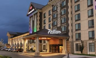 Radisson Toronto Airport West