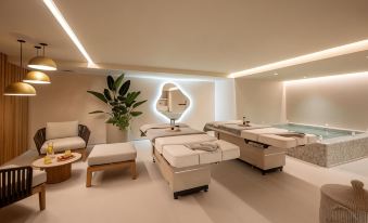 Hôtel la Monnaie Arty & Spa