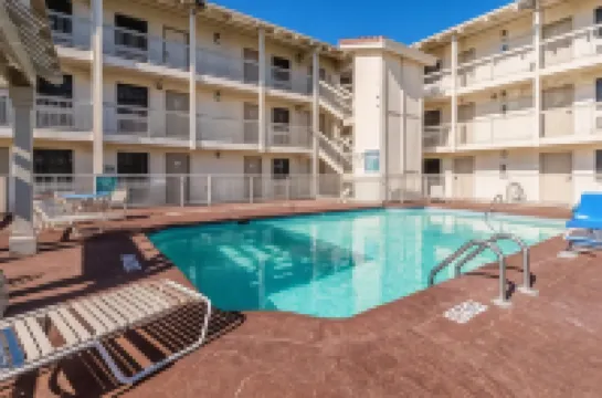 스튜디오 6 포트워스 웨스트 메디컬 센터