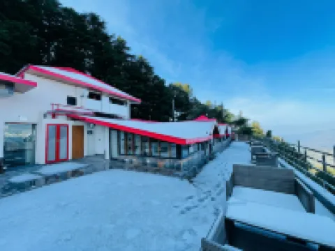 Regenta Place Dalhousie Just 500 Meters Walkable from Mall Road チャンバのホテル