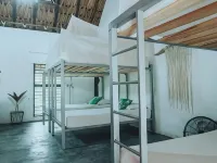 Makenke Hostel by Los Colores Ecoparque Hotels in Puerto Triunfo