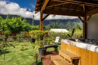 La Villa Kazuera Hotels near Piton des Neiges
