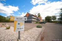 Hôtel Première Classe Alès - parking