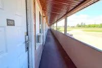 Kings Court Motel Hotels in Cold Lake