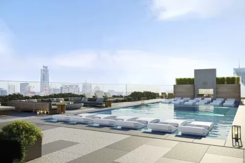 Luxe Rainey St High Rise - Heated Pool - Gym - Atx